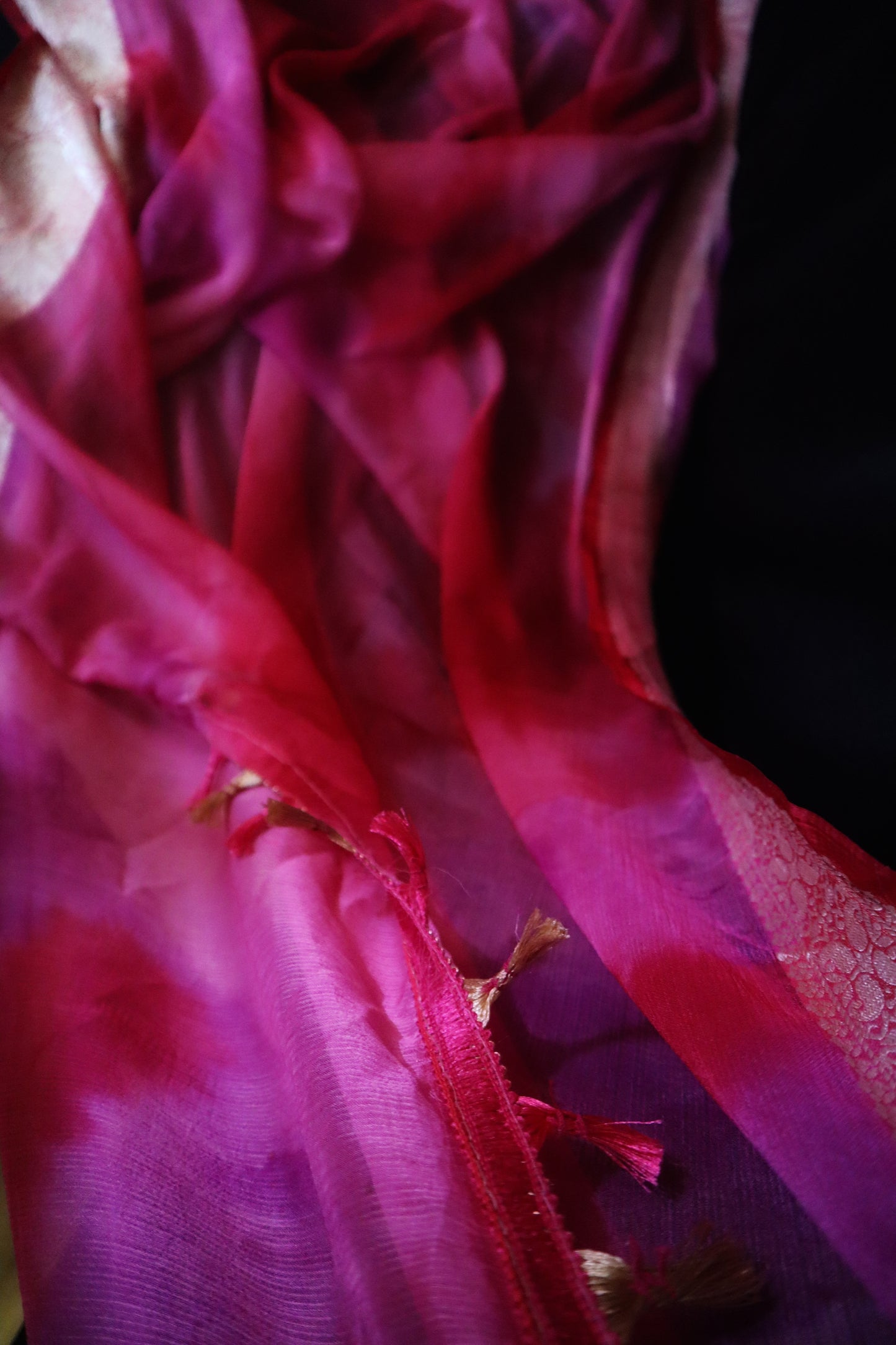 Gulnaar Glow – Ombre Pink Chiffon Saree