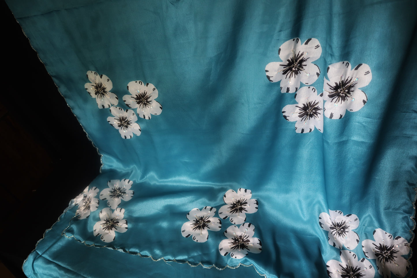 Bluebell Bloom – Satin Organza Saree with Floral Motifs
