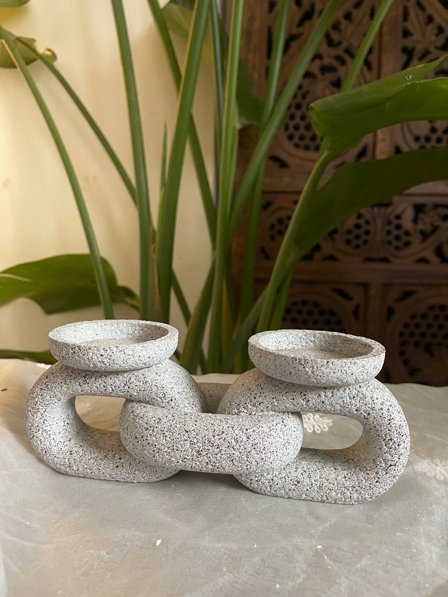 StoneLink Twin Candle Holder
(Available in Ash Grey & Sandstone Beige)
