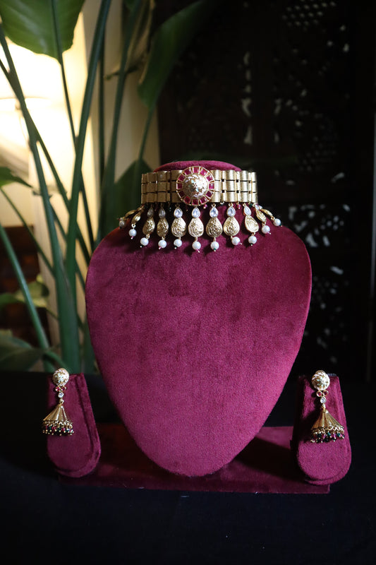 Temple Coin & Pearl Kundan Choker