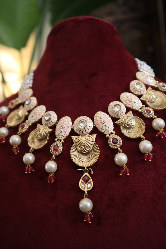 Madhumalika Pearl Enamel Haar