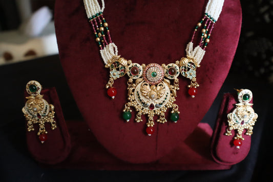 Devika Temple Haar Set