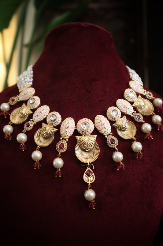Madhumalika Pearl Enamel Haar
