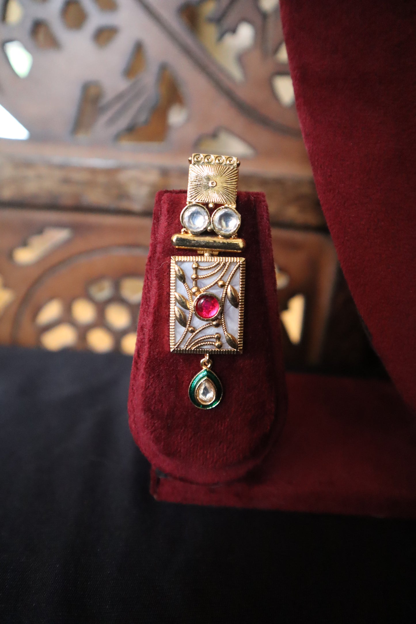 Aabhushana Art Deco Set