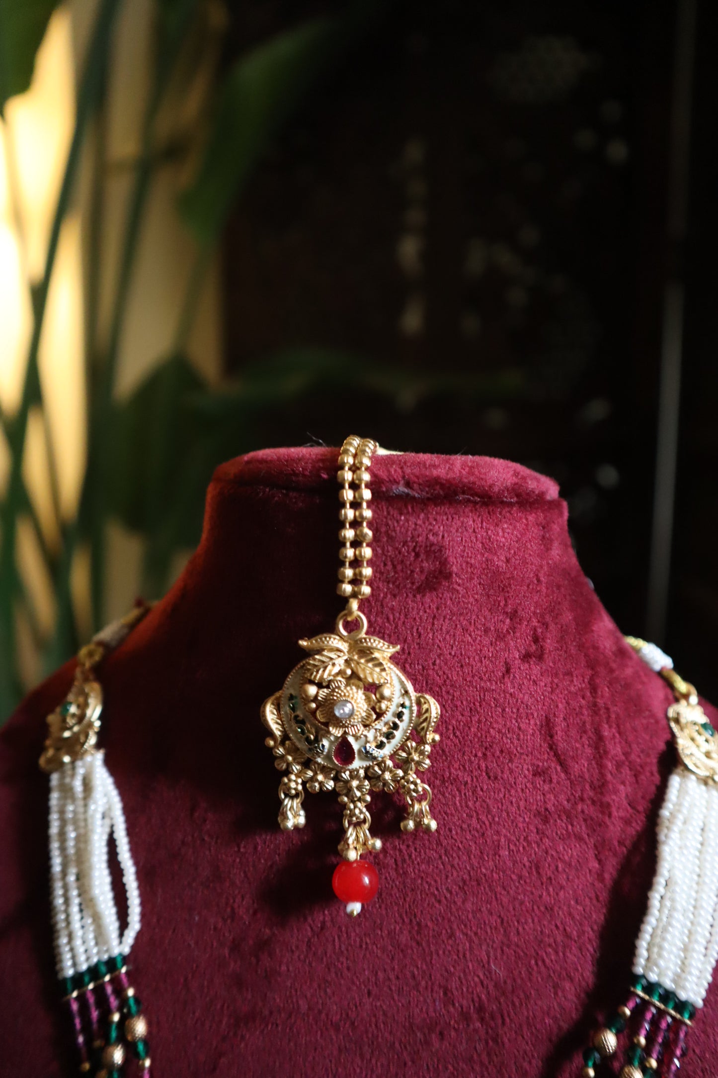 Devika Temple Haar Set