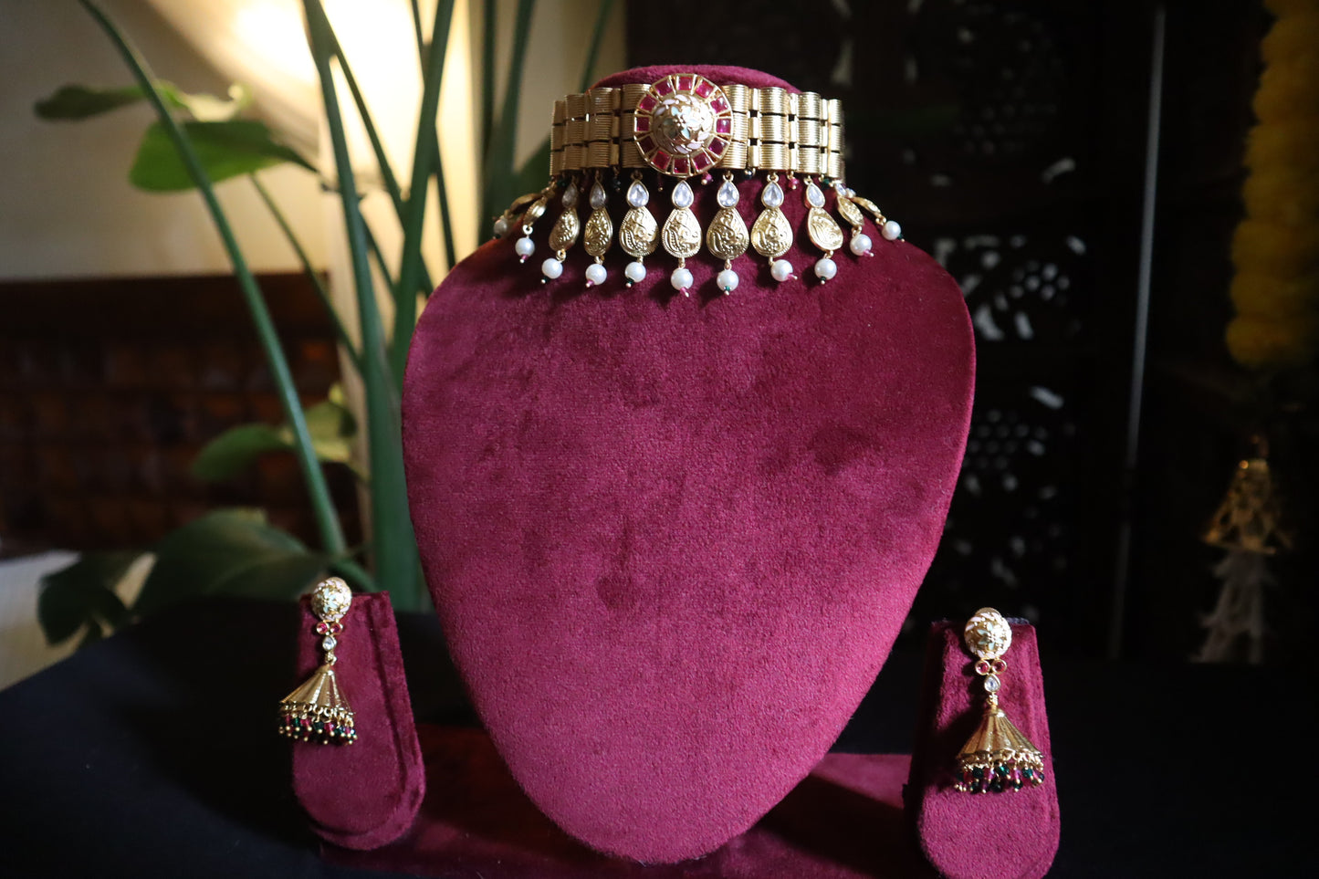 Temple Coin & Pearl Kundan Choker