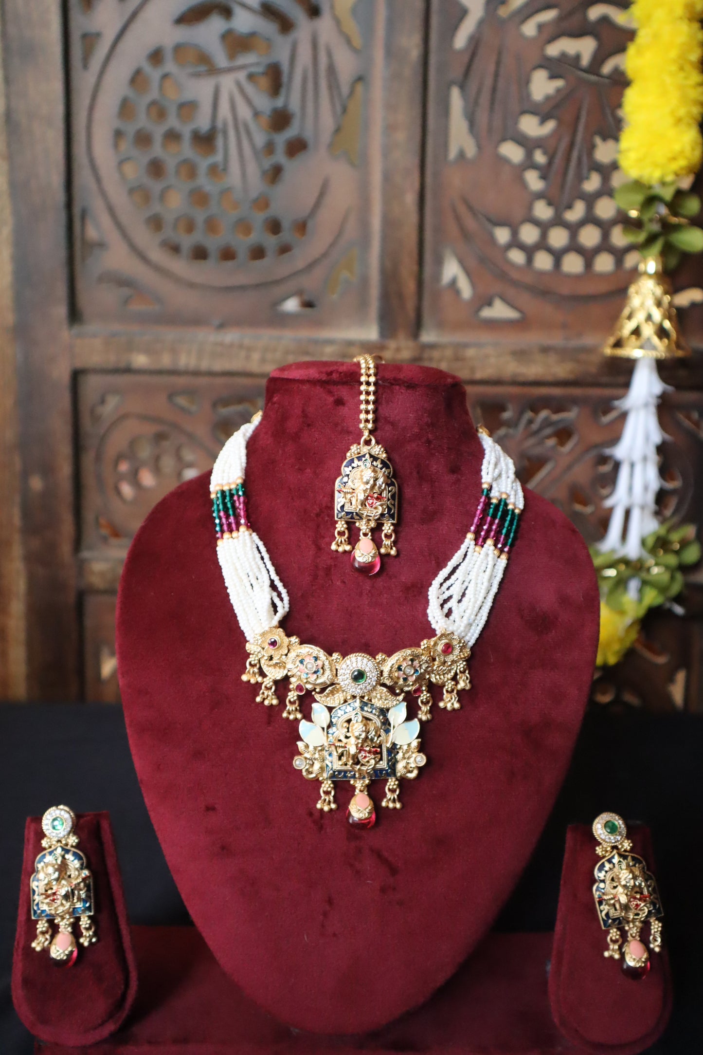Premanjali Radha-Krishna Set