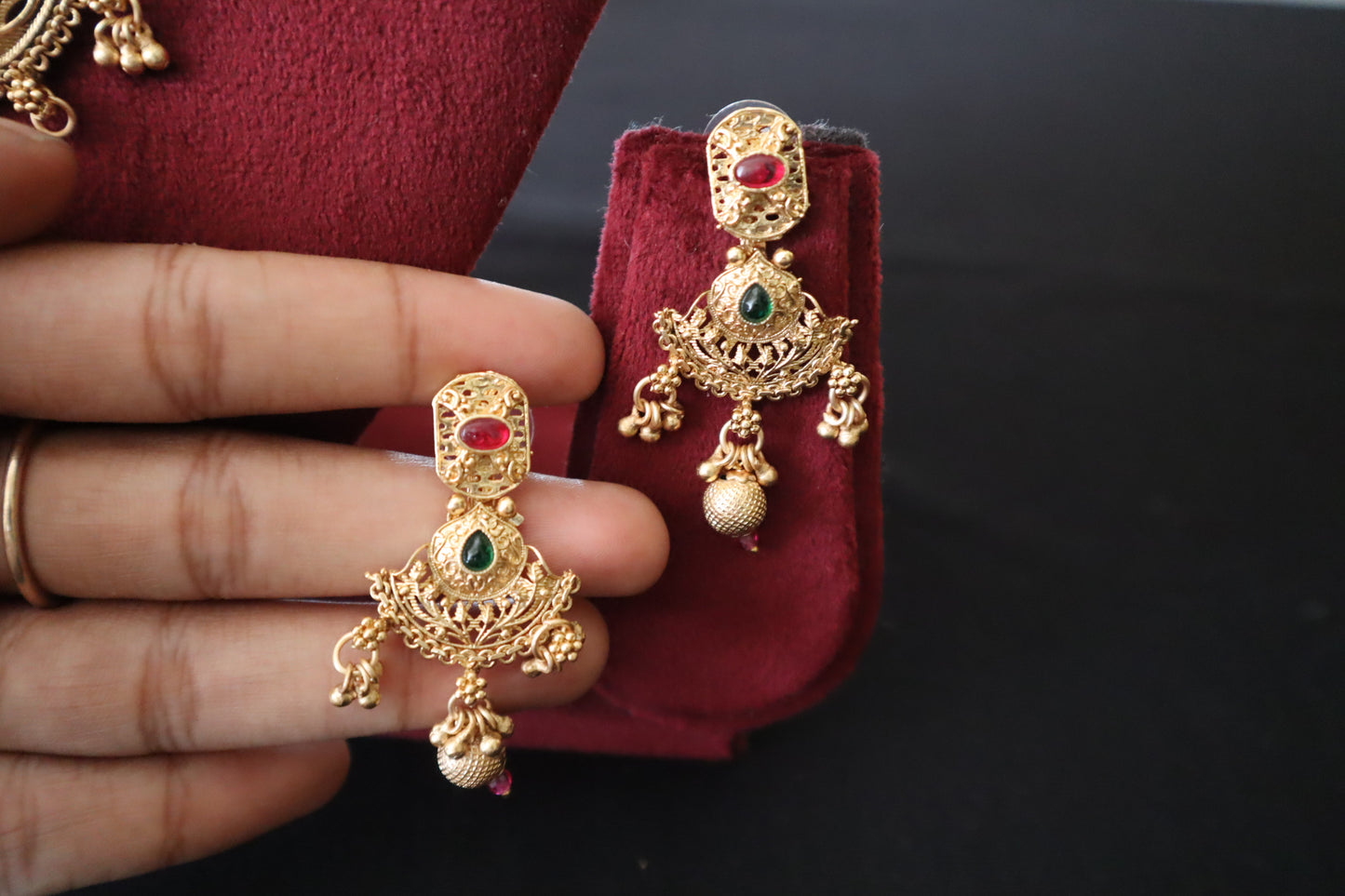 Haripriya – Multistrand Kundan & Temple Fusion Set